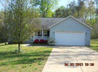 4157 S Pin Oak Dr, Randleman, NC 27317