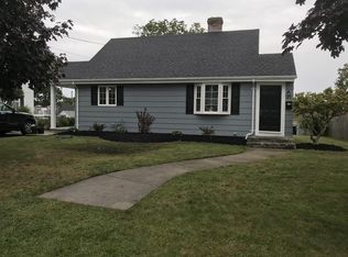 62 Willow Ave, Somerset, MA 02726