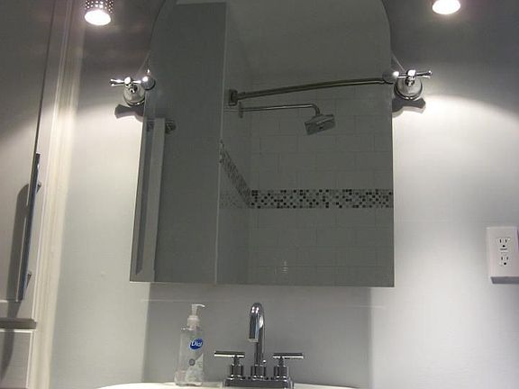 Main Bath 1