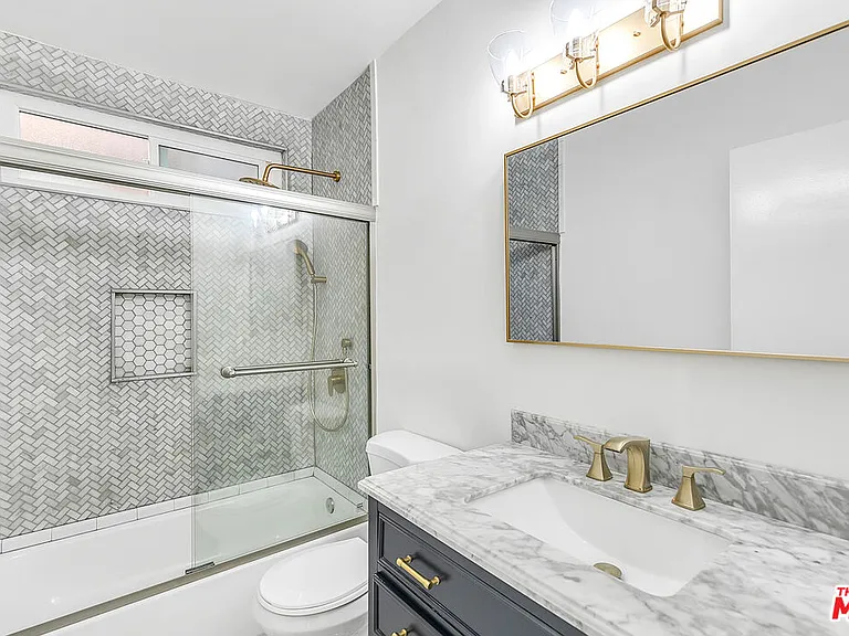 1630 N Harvard Blvd #1 — Photo 12
