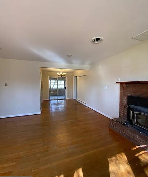 6226 Townsend Dr — Photo 6