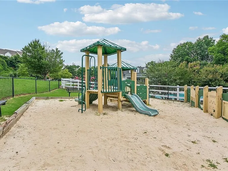 355 Morgans Creek Ct NW — Photo 65