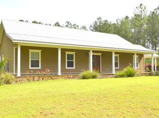 2811 Green Ln, Chipley, FL 32428