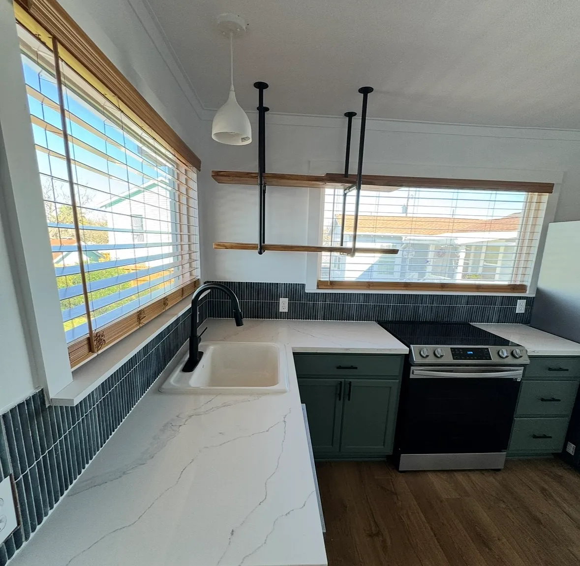 1 bed, 500 sqft, $1,300 — Photo 1