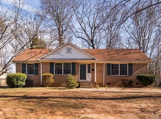 2325 Lanecrest Dr, Charlotte, NC 28215