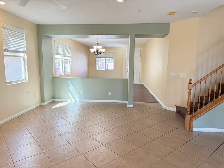 5450 Pinecroft Dr — Photo 9