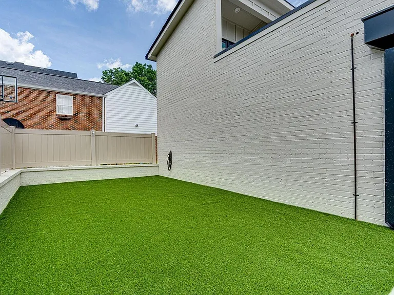503 Winston Rd #11 — Photo 10