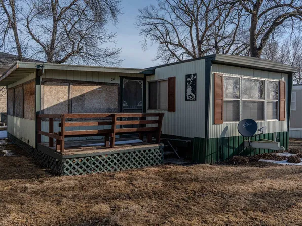 92 Rohr St #28, Arnolds Park, IA 51331