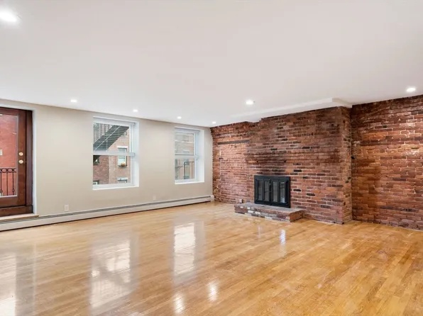 130 Fulton St #16, Boston, MA 02109