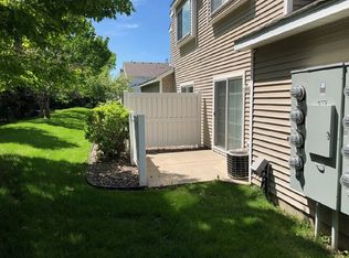 1370 Idlewood Way, Shakopee, MN 55379