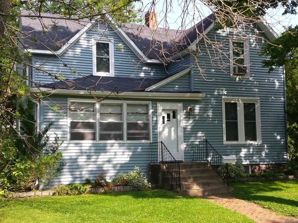 1108 11th St E, Menomonie, WI 54751