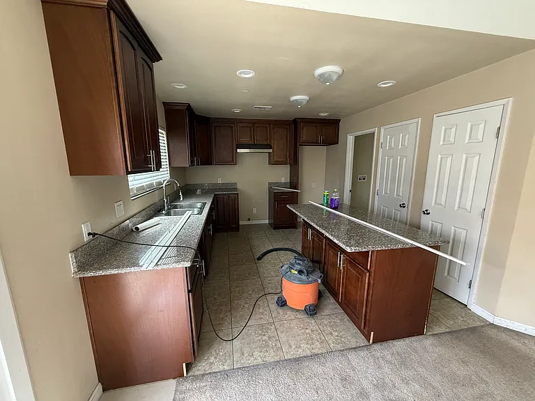 1363 Buena Vista Ave #1361 — Photo 7