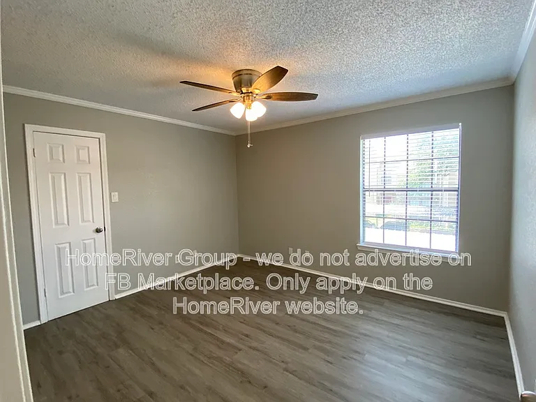 4748 Old Bent Tree Ln #302 — Photo 9