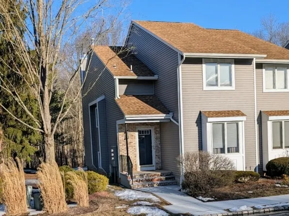 351 Valley Rd, Long Hill Twp., NJ 07933