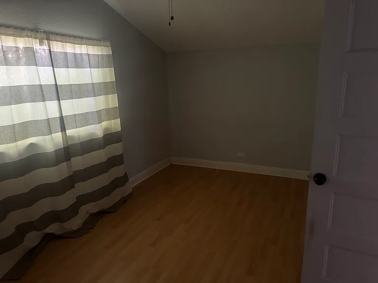 542 Topeka Blvd #3 — Photo 4