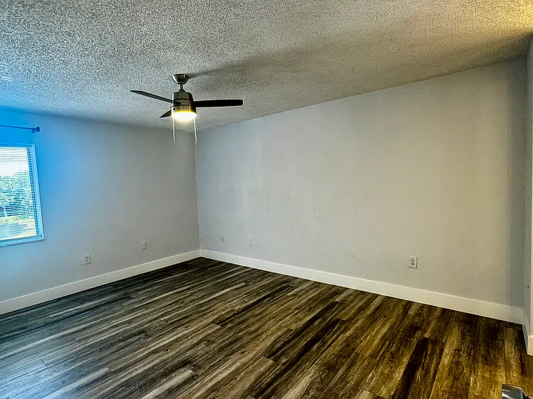 11502 7th Ln N #1406 — Photo 14