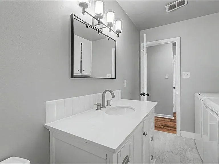 2430 Coosawattee Dr NE — Photo 14