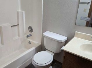 3525 E 27th St APT 305, Minneapolis, MN 55406