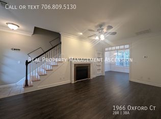 1966 Oxford Ct, Dalton, GA 30720