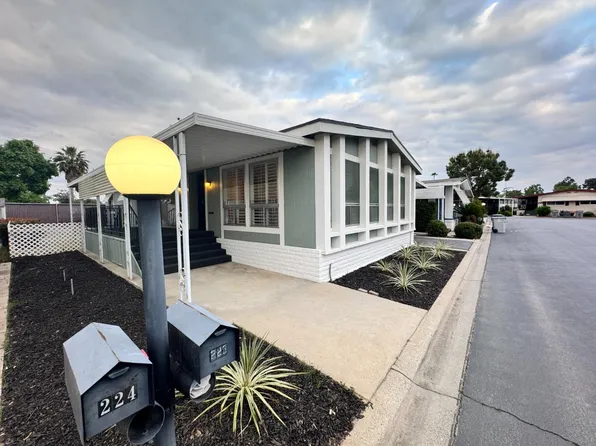 2706 W Ashlan Ave Space 223, Fresno, CA 93705