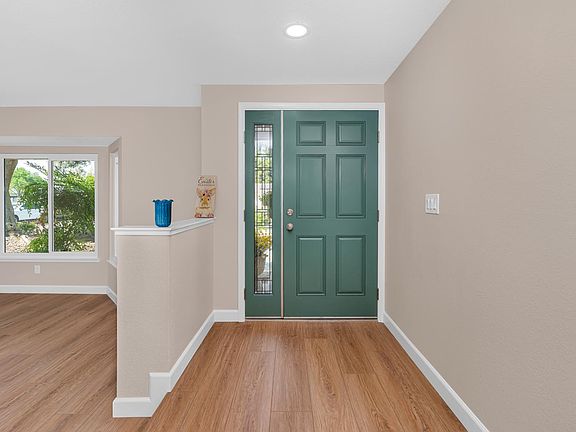 5th image of 825 E Decatur Ave