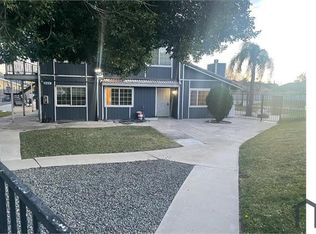 445 W Shamrock St, Rialto, CA 92376