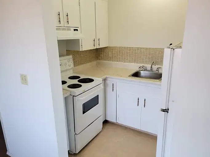 1 bed, 1.0 bath, 650 sqft, $1,050 — Photo 4