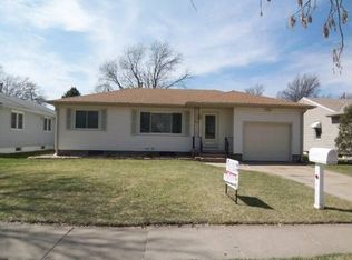 1643 N Somers Ave, Fremont, NE 68025