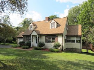 28 Cedar Dr, Durham, CT 06422