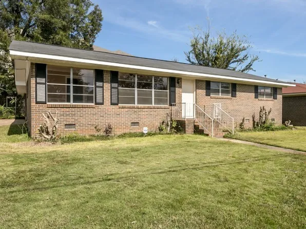 516 21st St E, Tuscaloosa, AL 35401