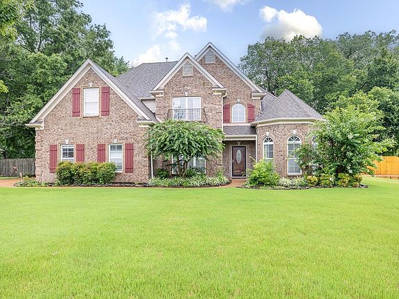 3rd image of 70 Eagle Valley Dr