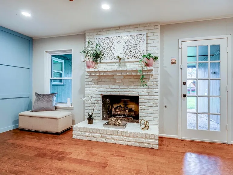 2615 Rosefield Dr — Photo 10