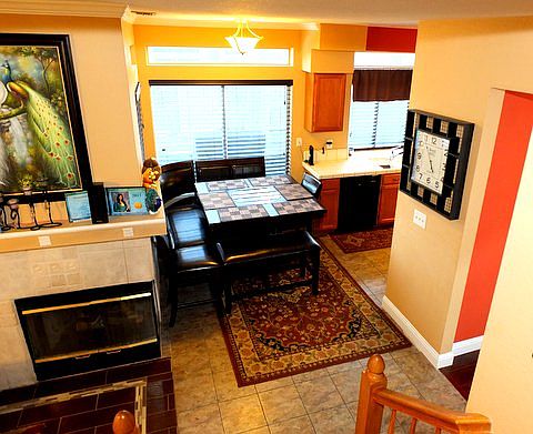 3rd image of 6912 Hollybrook Dr