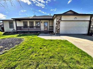 1655 Castle Way, Mountain Home, ID 83647