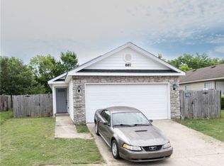 887 Cascade Cir, Springdale, AR 72764