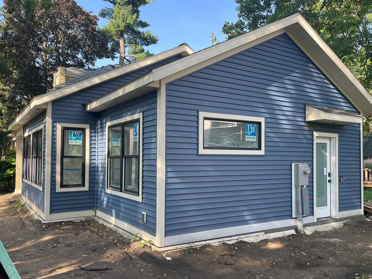 2 bed, 850 sqft, $2,225 — Photo 4