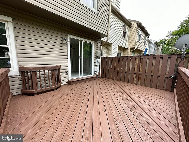 7822 Brookview Ct — Photo 11