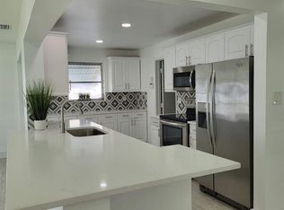 220 NW 25th Ct, Pompano Beach, FL 33064