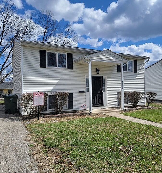 1st image of 2450 Woodland Ave