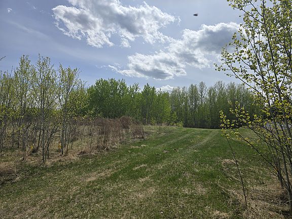 3rd image of Lakeside Dr