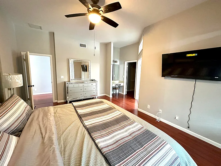1000 Lake Breeze Dr — Photo 14