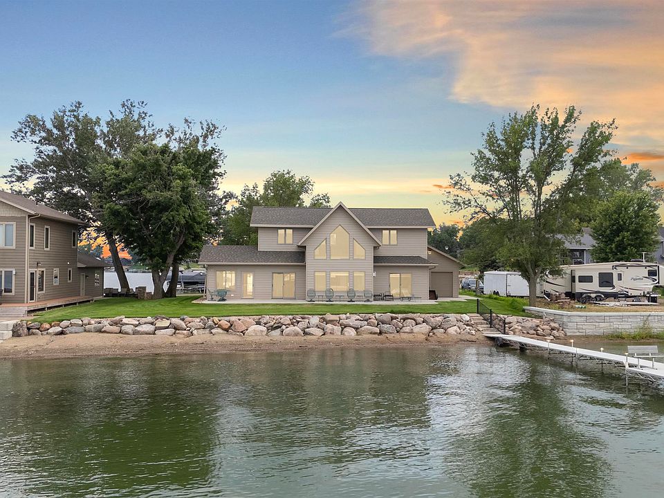 1st image of 6578 Peninsula Point