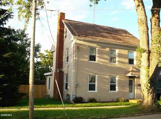 308 W Homer St, Freeport, IL 61032