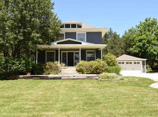 2830 Marque Hill Rd, Manhattan, KS 66502