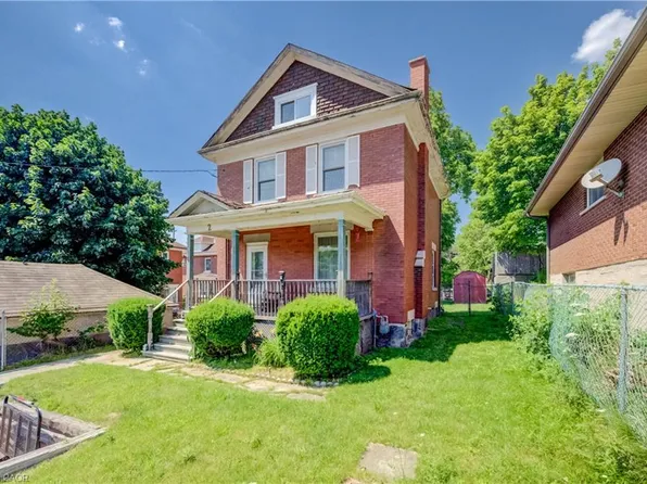 2 Samuelson St, Cambridge, ON N1R 1J7