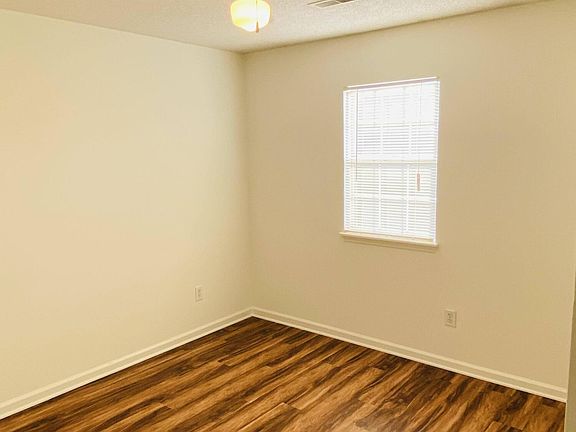 5th image of 2014 Tower Pl APT 4