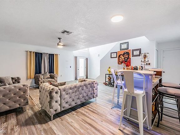 5th image of 10325R Frog Pond Dr