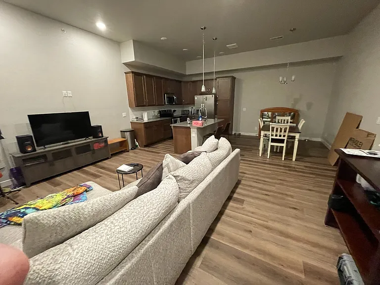 926 Schlagel St #5 — Photo 16