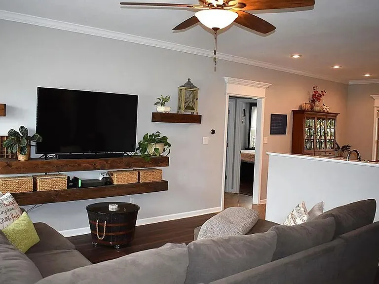 2734 Ridgewood Rd — Photo 12