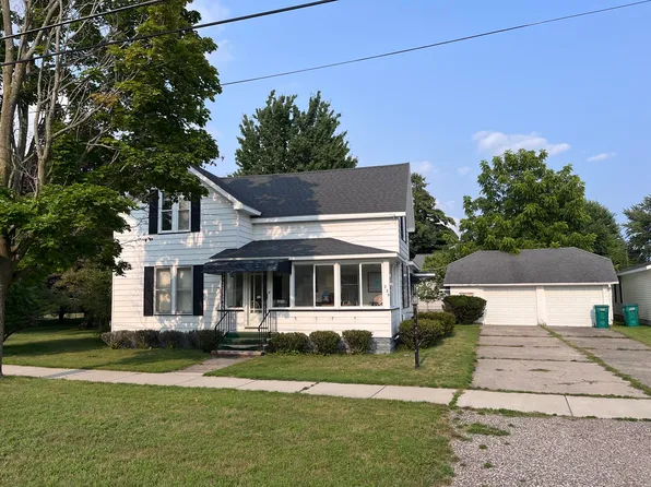 225 4th Ave, Tawas City, MI 48763
